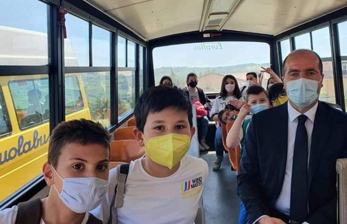 RIPRESA DELLE LEZIONI, IL PRESIDENTE MICONE: IL MONDO DELLA SCUOLA È IL MOTORE CULTURALE E SOCIALE DELLA REGIONE